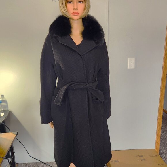 #706 Small wool blend/fox fur coat - Picture 1 of 4
